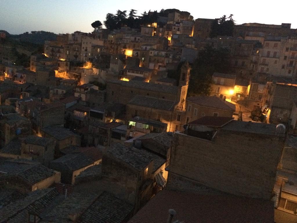 B&B Dimora Del Conte Piazza Armerina Cameră foto